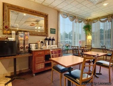 Travelodge Inn & Suites Latham Restaurant billede